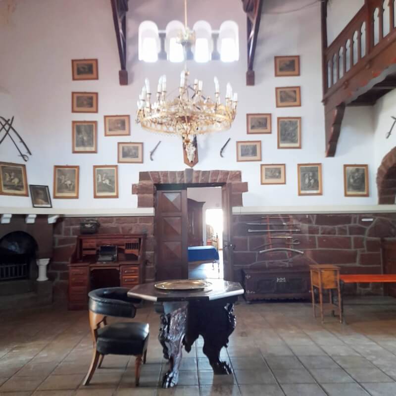 Der Rittersaal in Schloss Duwisib