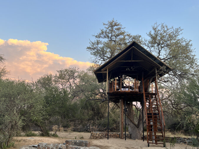 Luxuriöses Baumhaus in Namibia